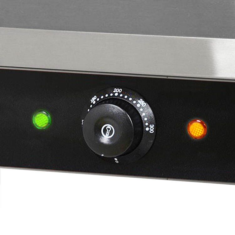 Digitaalne kontaktgrill 2,2kW, ribilised plaadid